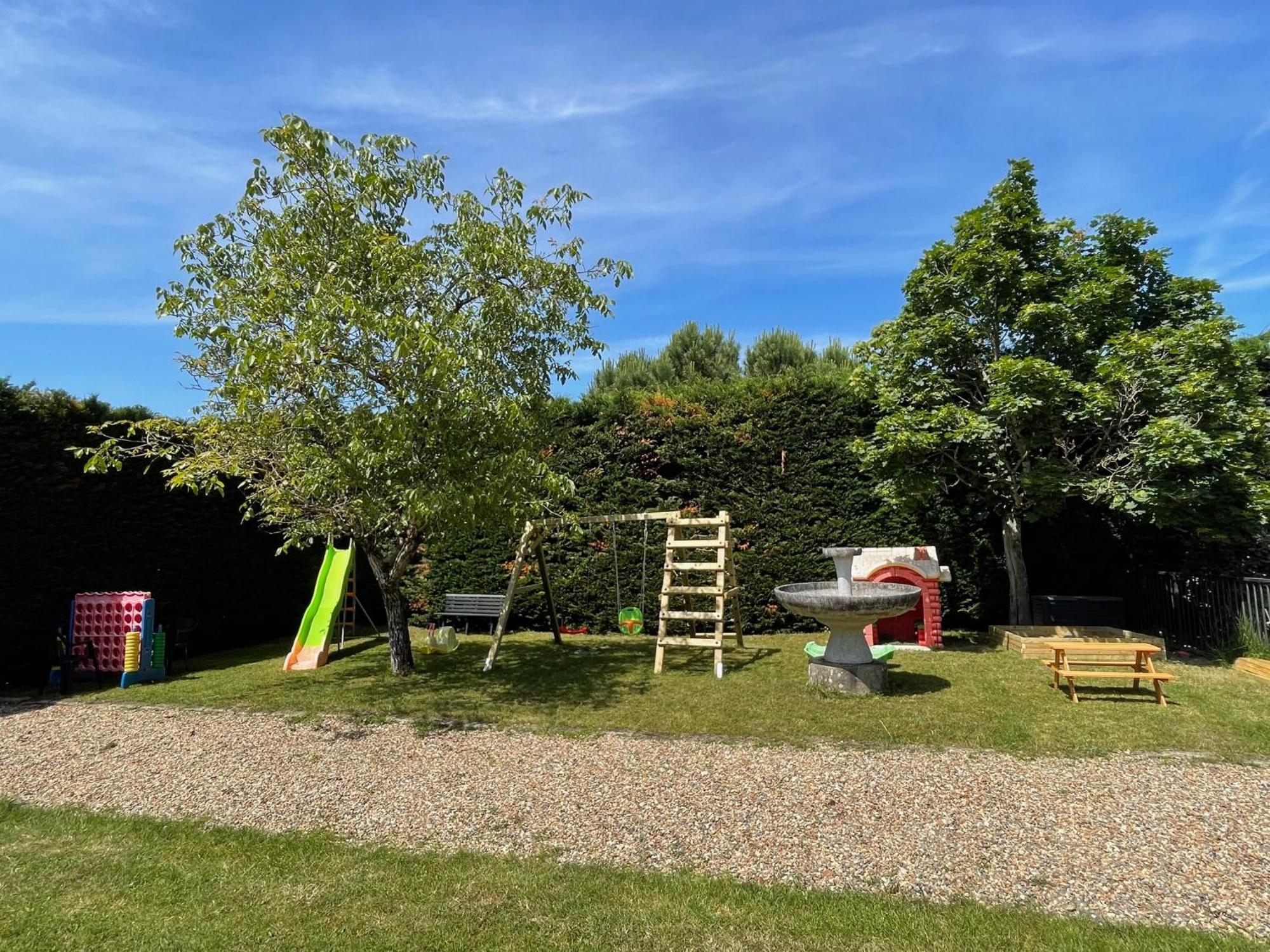 Le Clos Des Trois Provinces, Zoo De Beauval Noyers-sur-Cher Eksteriør bilde
